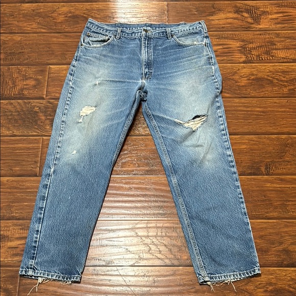 Carhartt Classic Blue Distressed Men's Jeans - Picture 1 of 10